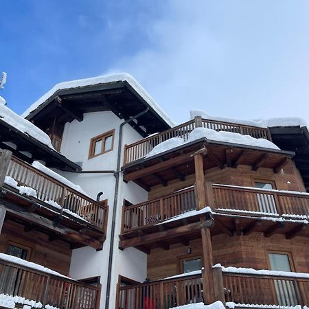 Lthorses & Dreams Bed and Breakfast La Thuile Exteriör bild