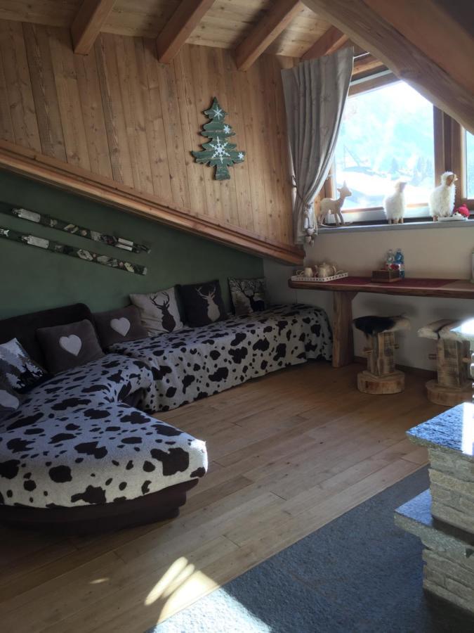 Lthorses & Dreams Bed and Breakfast La Thuile Exteriör bild